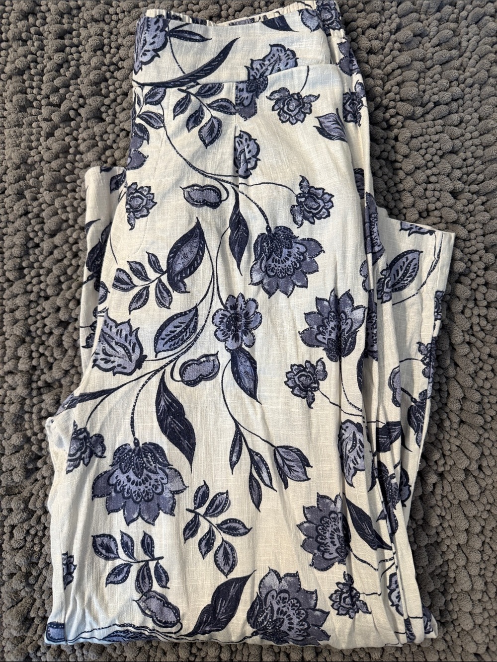 Ella Moss Cream Wide-Leg Pants with Blue Floral Print